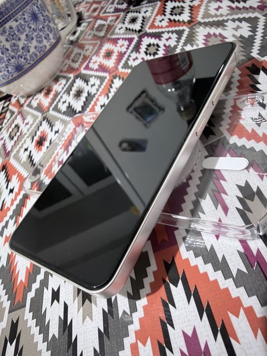 Обменяю S24 128 Gold идеал