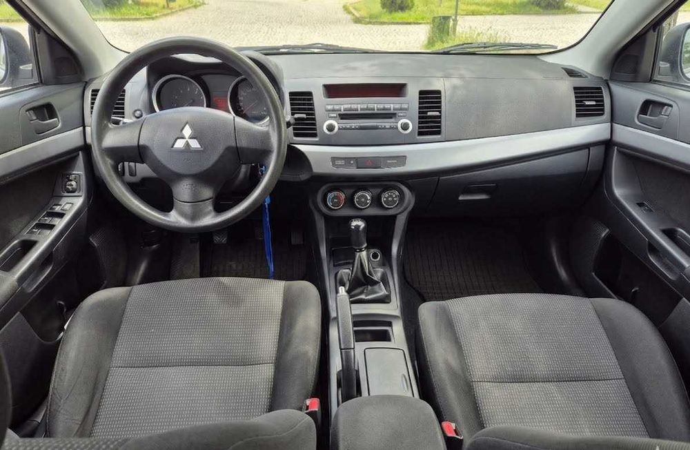 Mitsubishi Lancer 1.6 - 2011