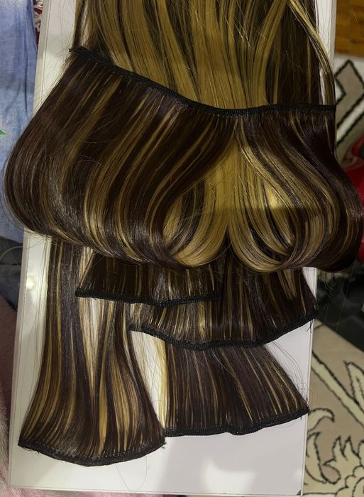 Парик красивый модный