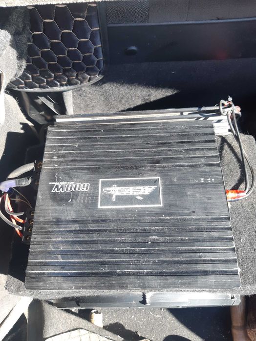 Сабвуфер бу,качает отлично