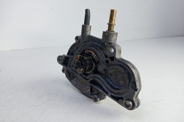 Pompa vacuum 1.7 cdti Opel Meriva prima generatie (facelift) seria