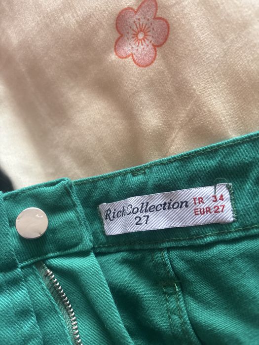 Зеленые джинсы 42-44