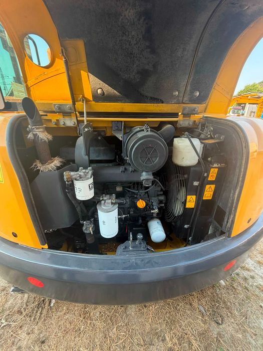 Excavator Komat'su 5,7to an 2018