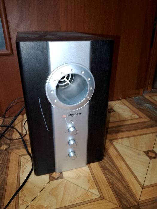 Продам  1  Колонку на 220 вольт за 2500 тг.