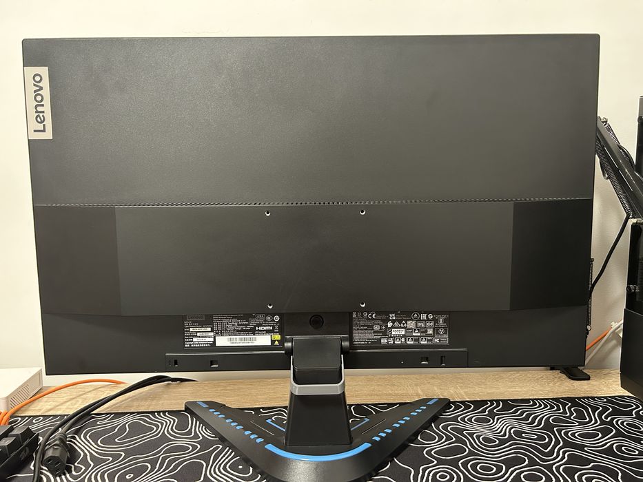 Monitor Gaming LED VA Lenovo