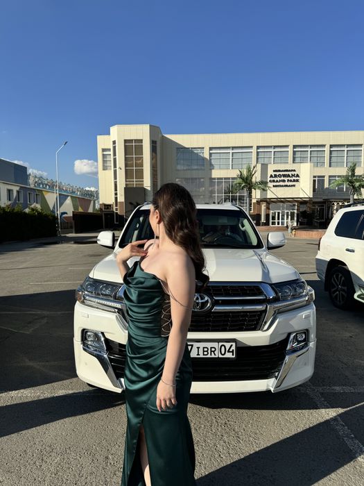 Продам вечернее платье