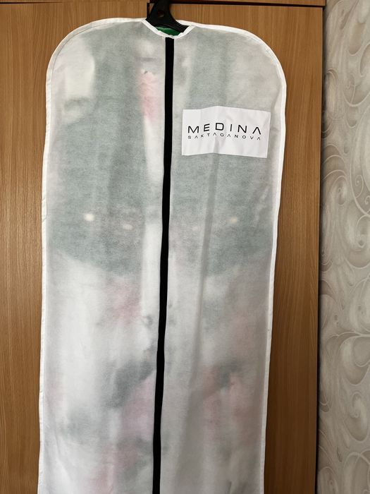 Платья от Медина Сактаганова
