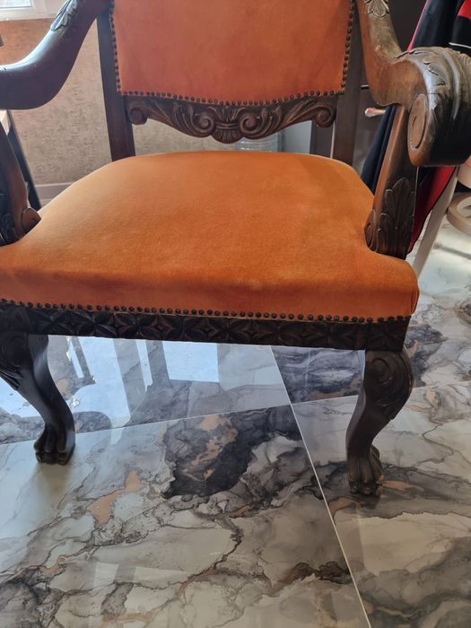 Антична маса с 8 стола