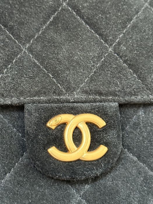 Chanel 25 , piele intoarsa