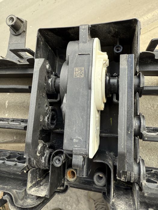 Решетка / Маска BMW 1 F40 | 2022