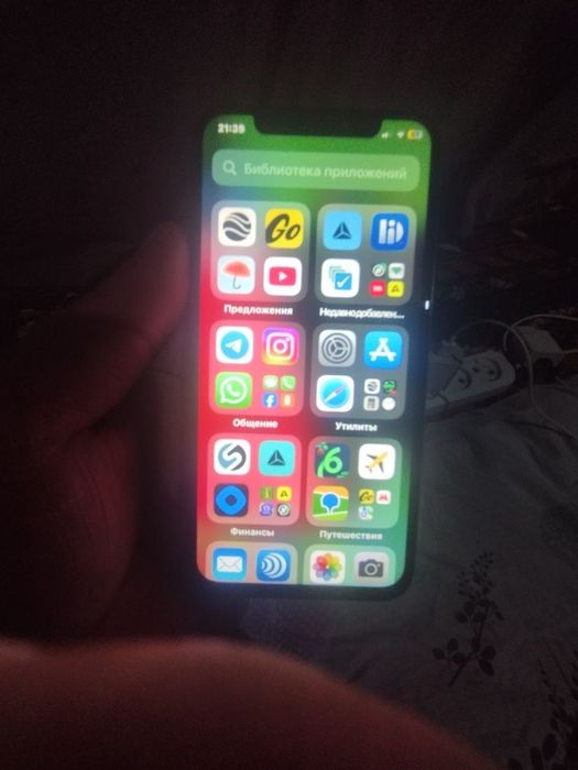 Айфон X в хорошем состоянии
