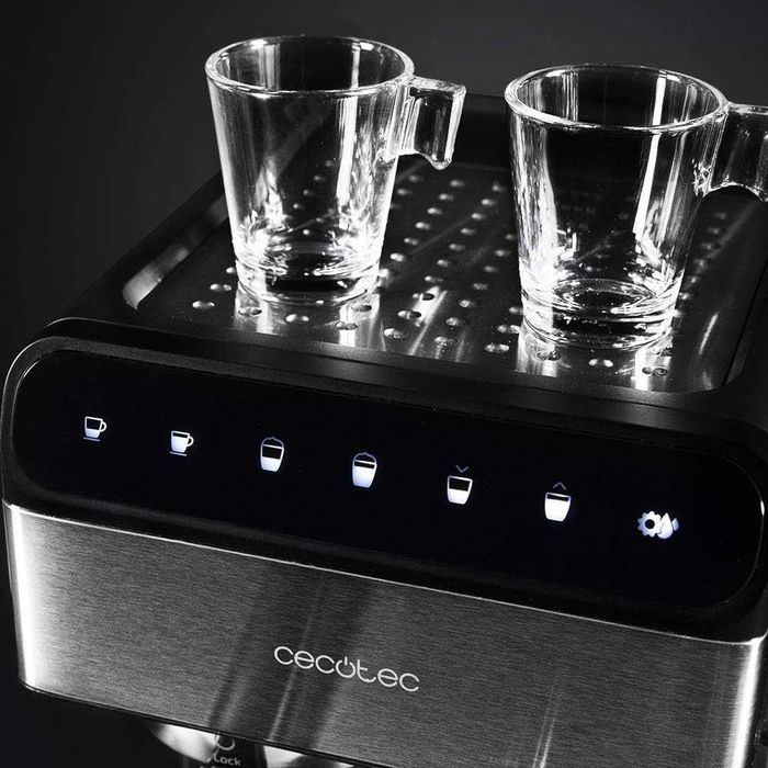 Полуавтоматична кафемашина Cecotec Power Instant-ccino 20 Touch Series Nera, 1350 W, 20 бара за налягане, 1.4 л