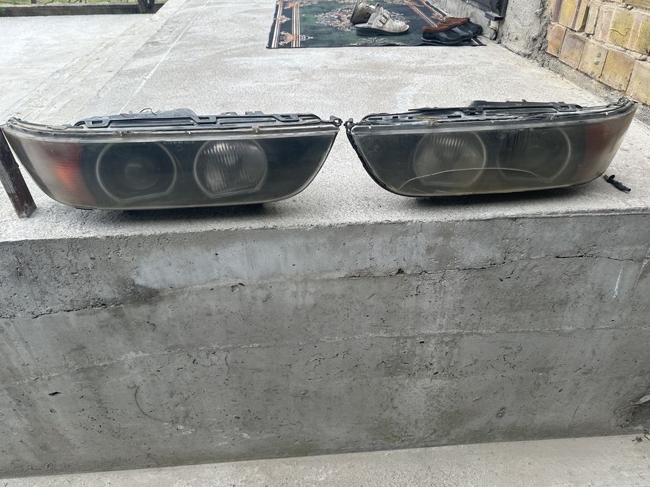 Фары на BMW е 39 оригиналь .