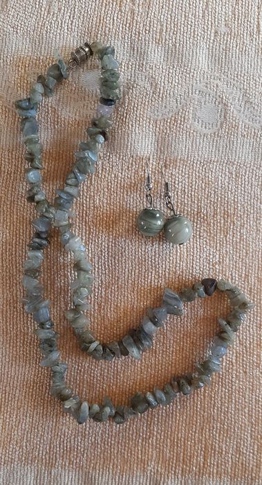 Набор из нефрита