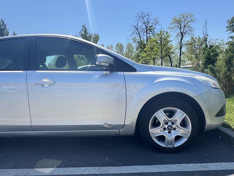 Ford Focus 1.6 Benzină Anul 2010, Cutie Manuală