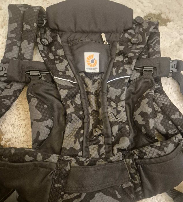 Ergobaby onmi breeze + зимно покривало