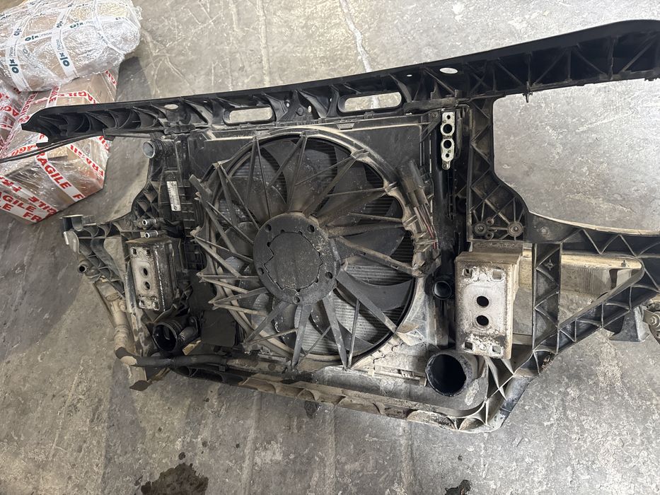 Tragar/Tragher/Calandru Bmw X3 E83 Complet Radiatoare