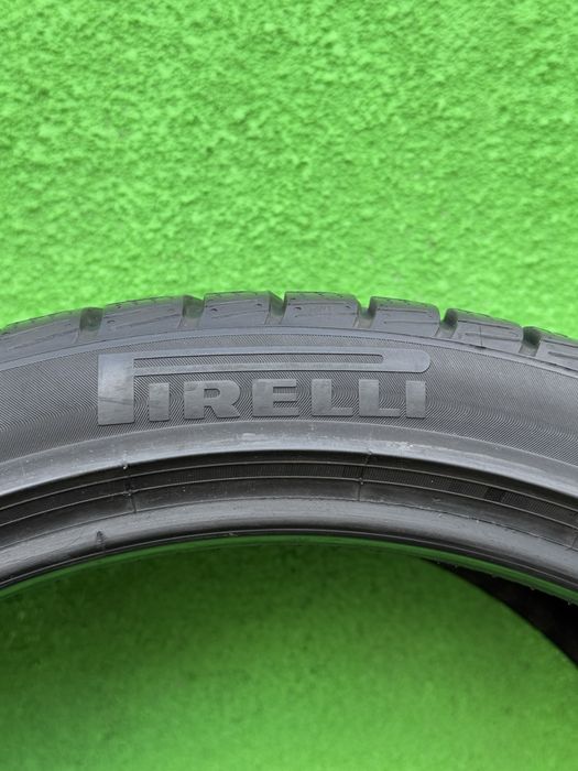 305/30/20 M+S PIRELLI SOTTOZERO3 Profil 7mm Profil 90%