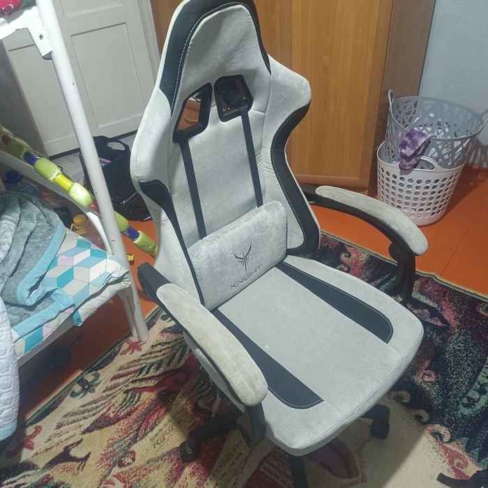 продаю компьютерное кресло