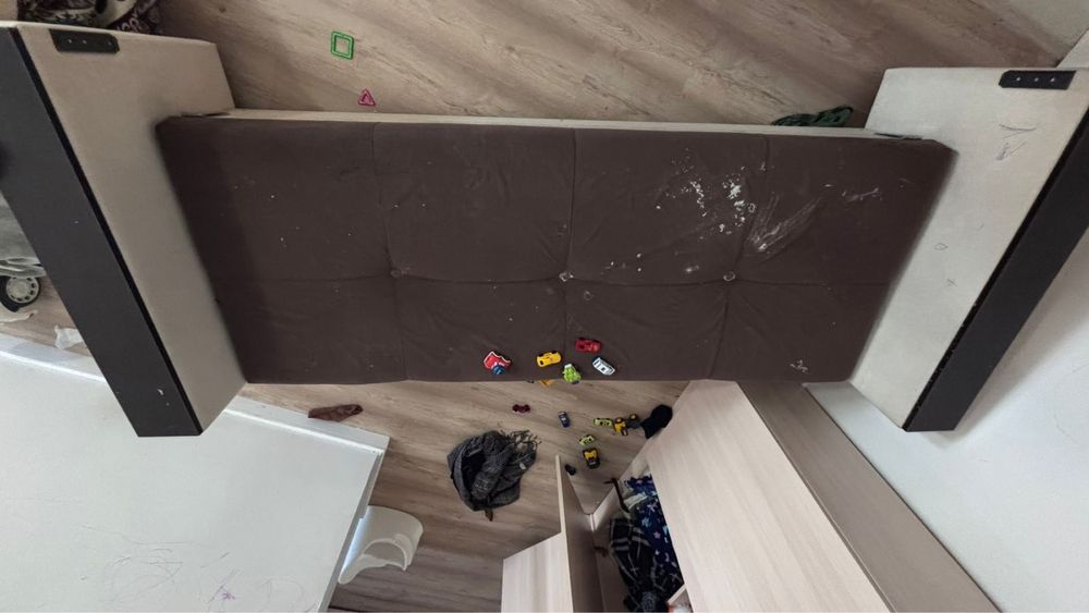 Диван бесплатно алып кетіңіз