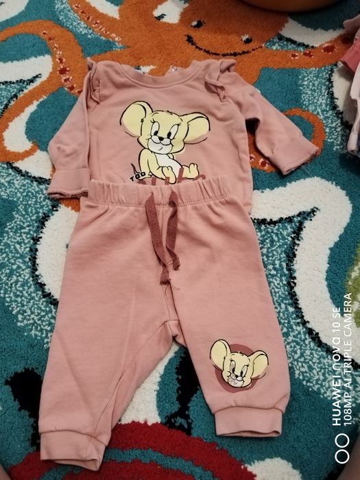 Дрешки за момиче