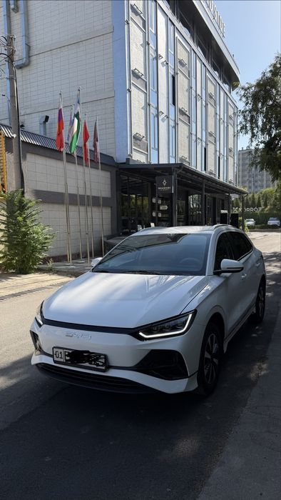 Byd e2 luxriy 2024 yil