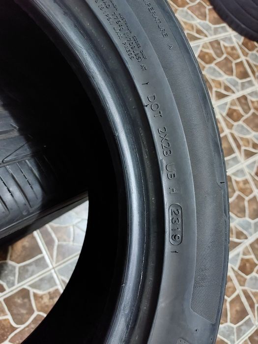 2 anvelope 235/50 R19 Hankook