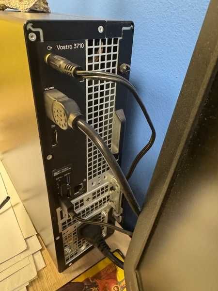 Настолен Компютър Dell Vostro  3710 с лицензиран доживотен windows 11