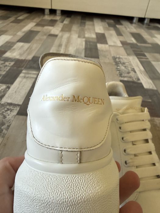 Alexander Mcqueen