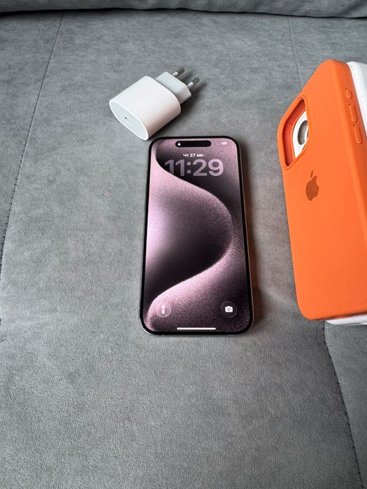 Iphone 15 pro в отличном состоянии