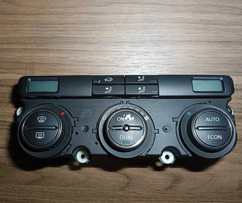 Управление за климатроник VW Golf 5 / Passat 6 / Touran / Caddy