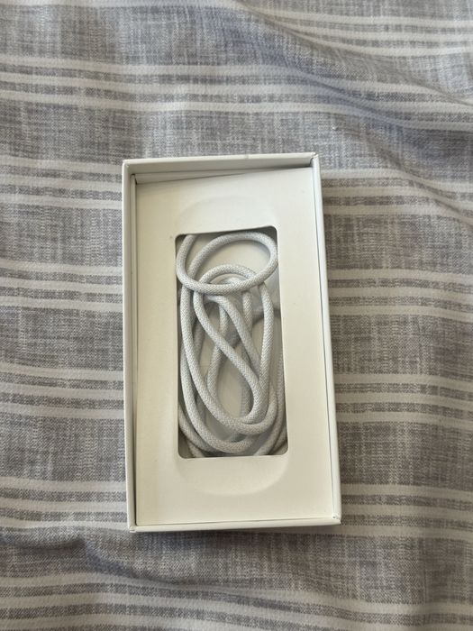 Продам оригинальную Apple Magic Mouse.