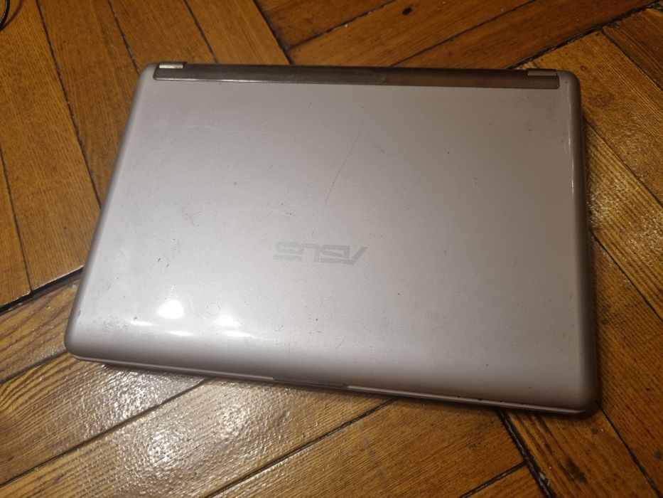 Мини-ноутбук (нетбук) Asus N10J