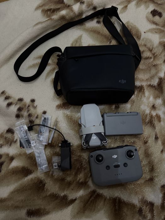 DJI MINI 2 fly more combo