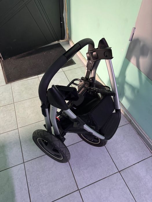 Продается отличная детская коляска