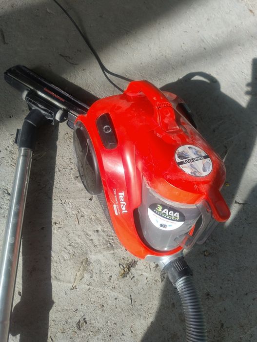 TefaL мощный пылесос