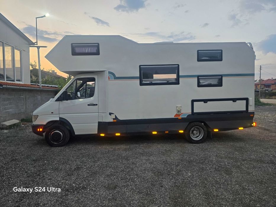 Продавам кемпер мерцедес