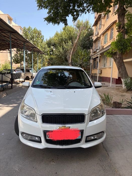 Продается Нексия 3 автомат