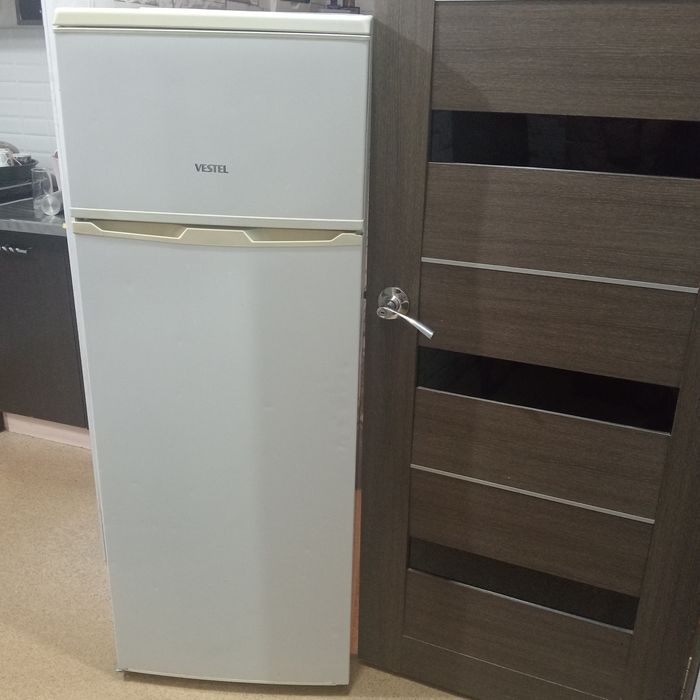 Продам бу холодильник