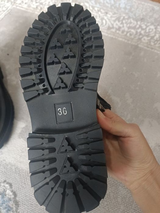 Продам детский обувь натуральная кожа