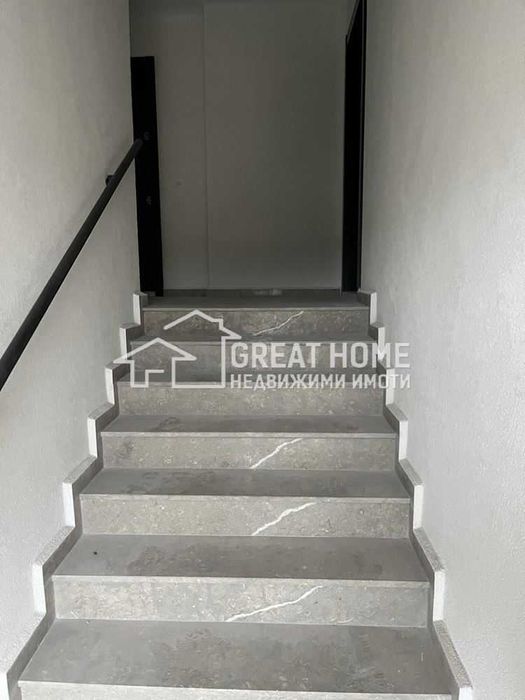 Продава се Двустаен апартамент в Търговище, Изток 1 - 60 кв.м за 1445 €/кв.м - Снимка #6