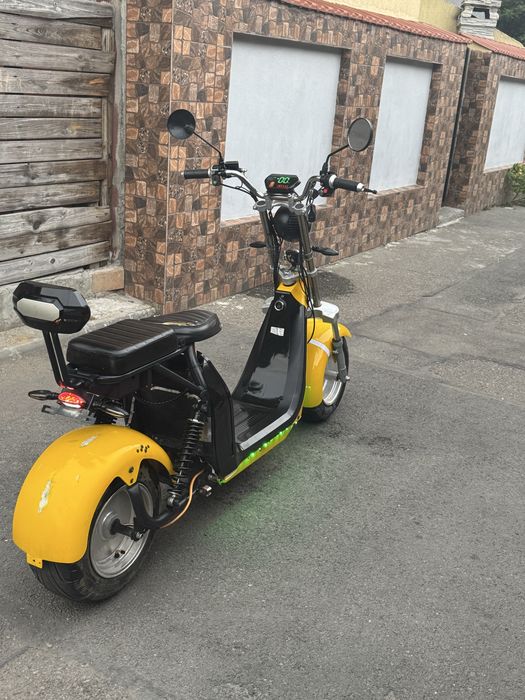 Scuter electric.