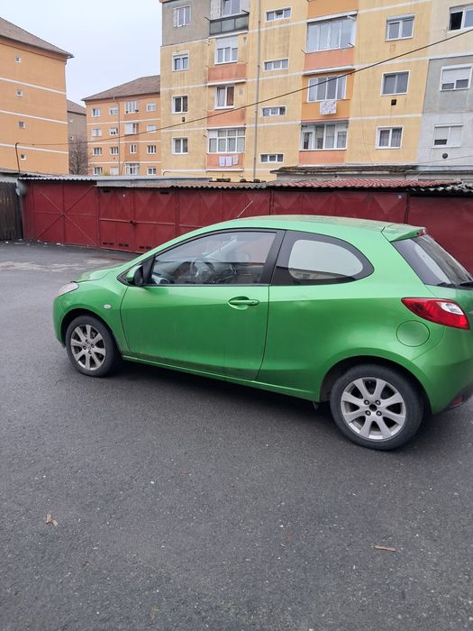Mazda 2 // 1.3 benzina // An 2010 // 119.520KM