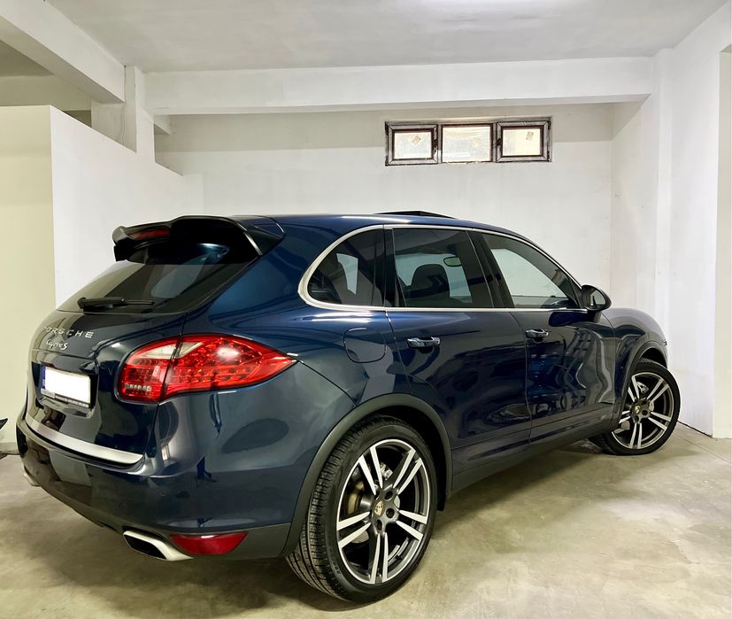 • Porsche Cayenne S / Unic Proprietar / 2013 •
