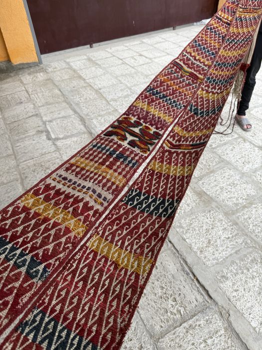 Басқұр сатылады.