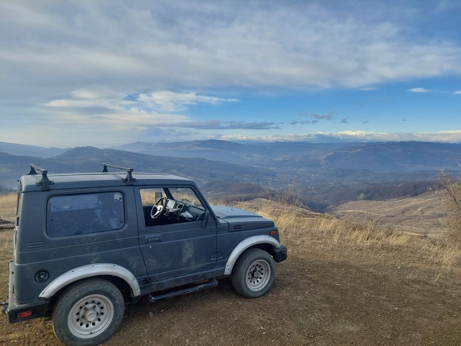 Suzuki samurai an 1987