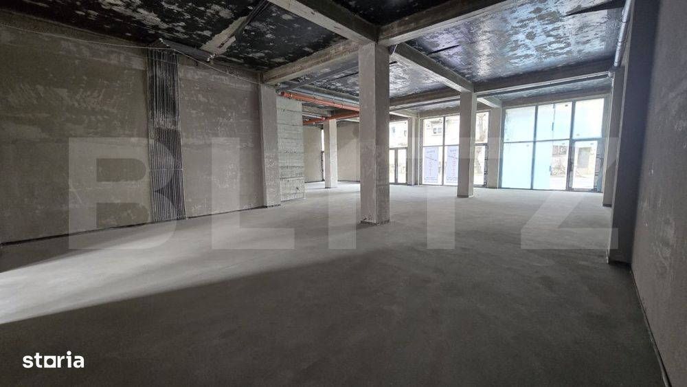 Spatiu comercial, 250 mp, zona Semicentral