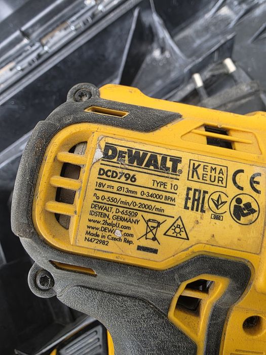 Vând și separat dewalt dcd 796