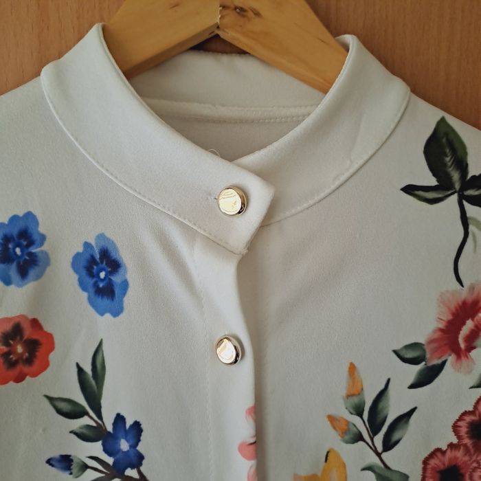 Красива Дамска риза