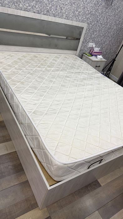 Матрас двуспальный